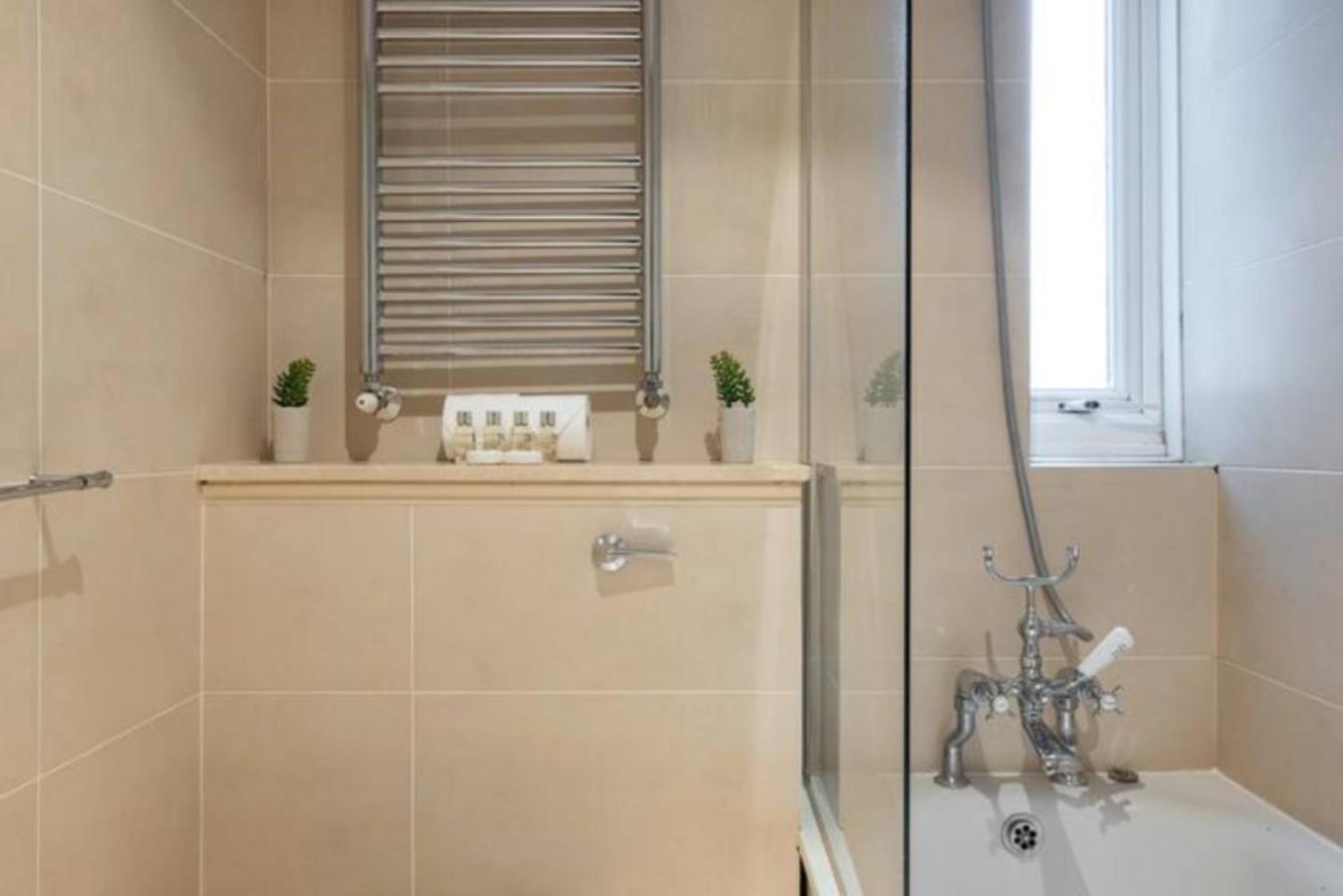 The West Kensington Collection Apartment ลอนดอน ภายนอก รูปภาพ