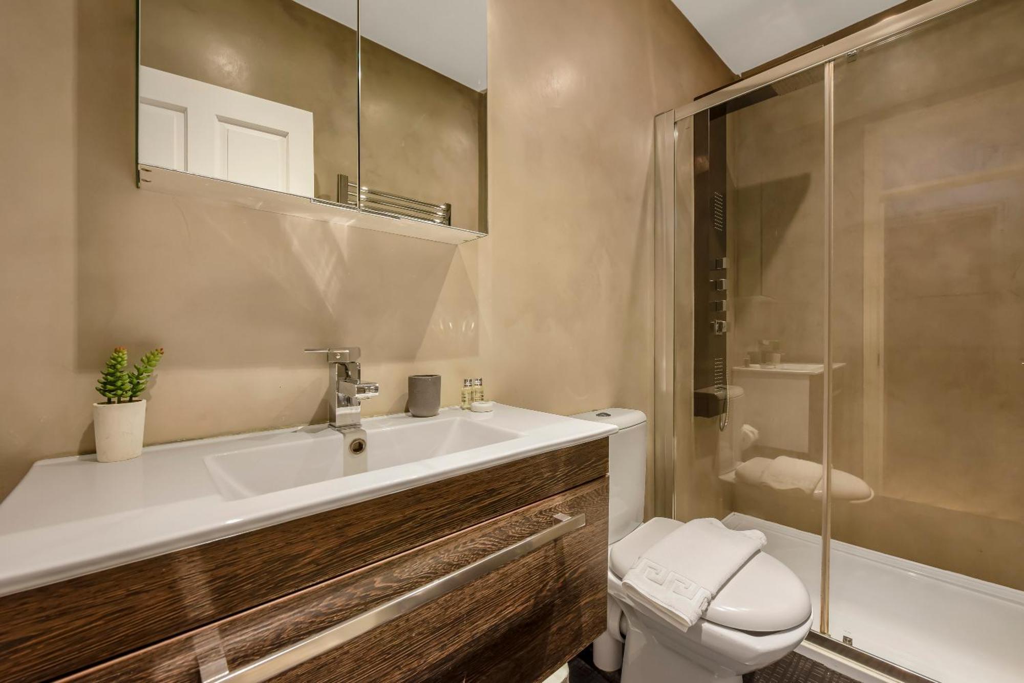 The West Kensington Collection Apartment ลอนดอน ภายนอก รูปภาพ