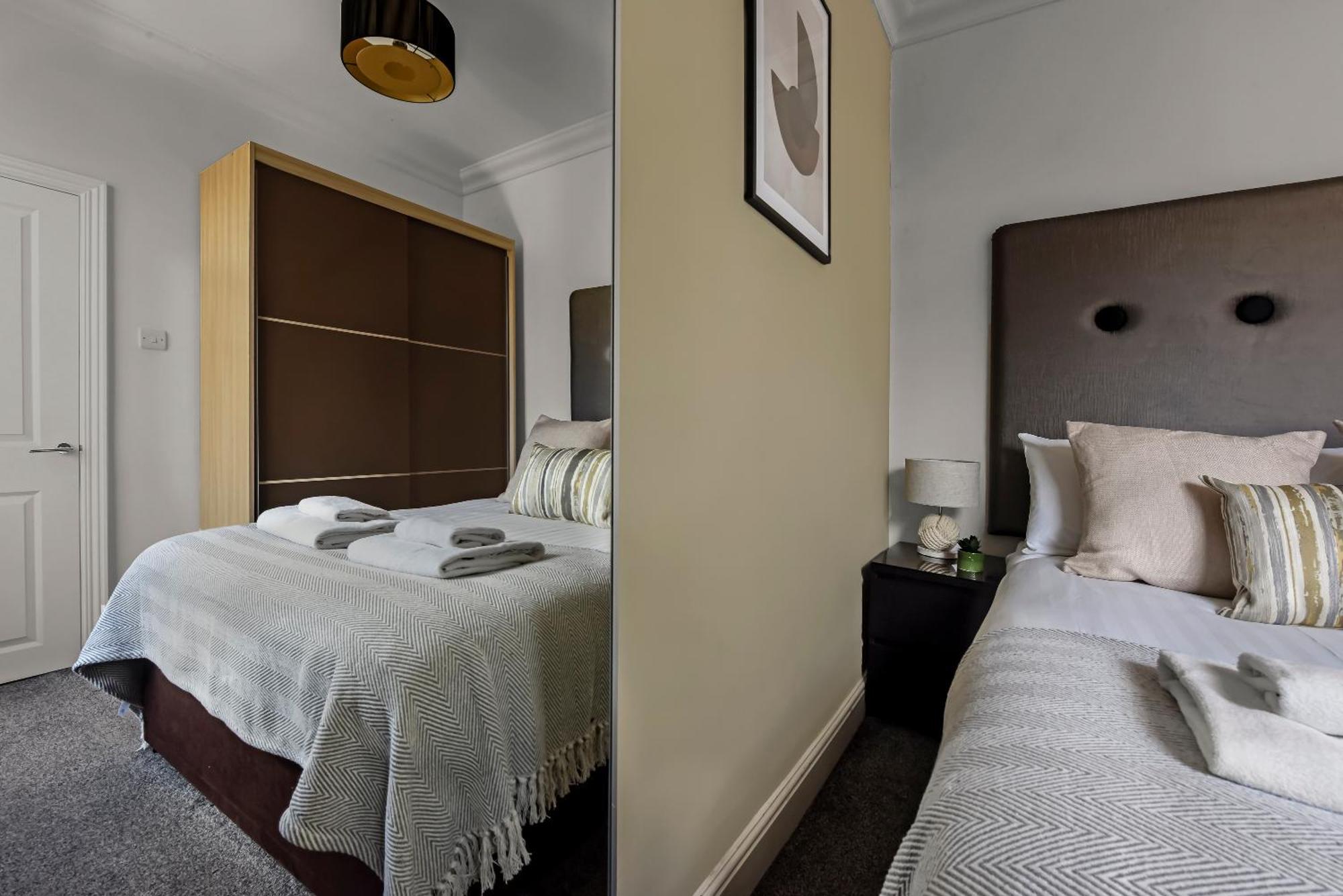 The West Kensington Collection Apartment ลอนดอน ภายนอก รูปภาพ
