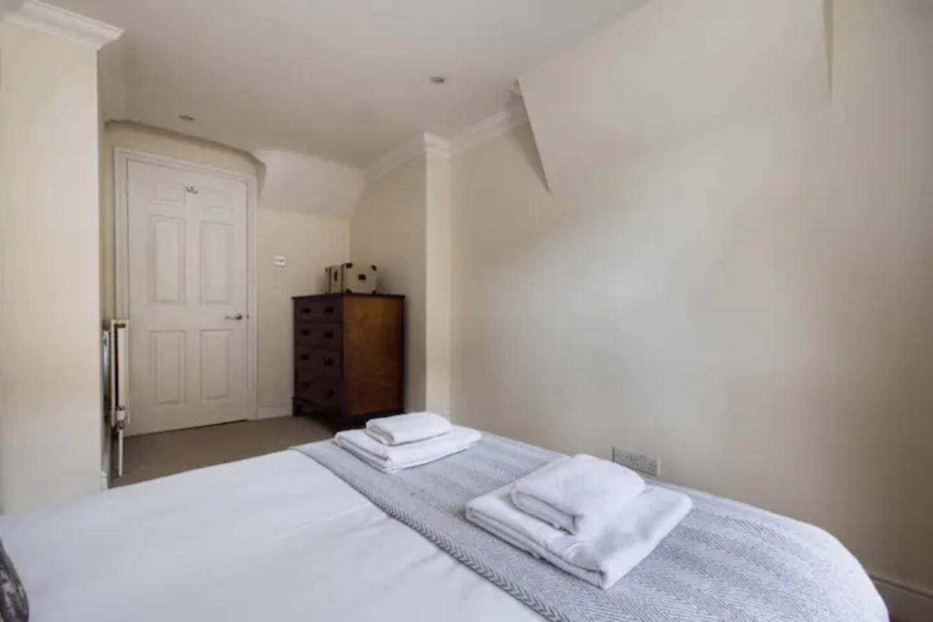 The West Kensington Collection Apartment ลอนดอน ภายนอก รูปภาพ